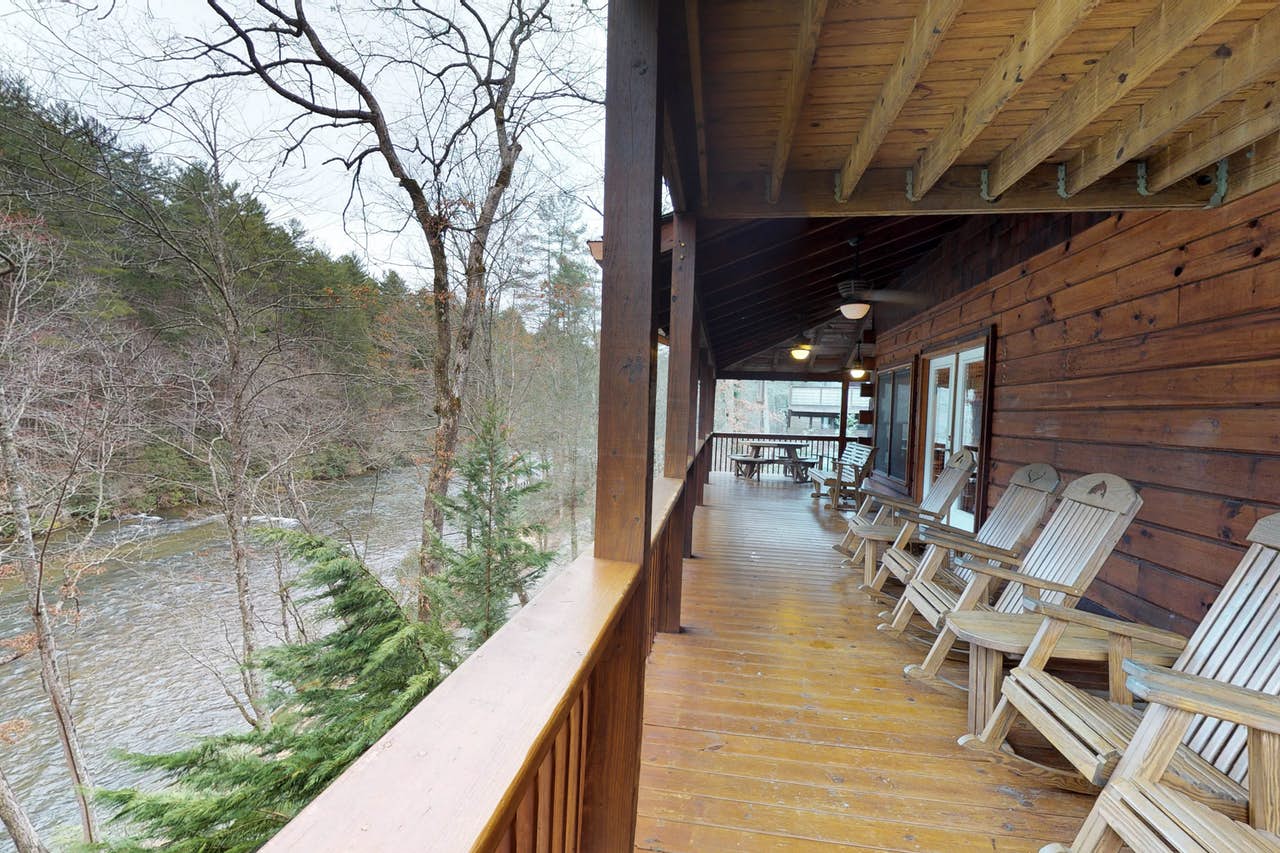 Riverfront Cabin Rentals Vacation Rentals Condos Vacasa