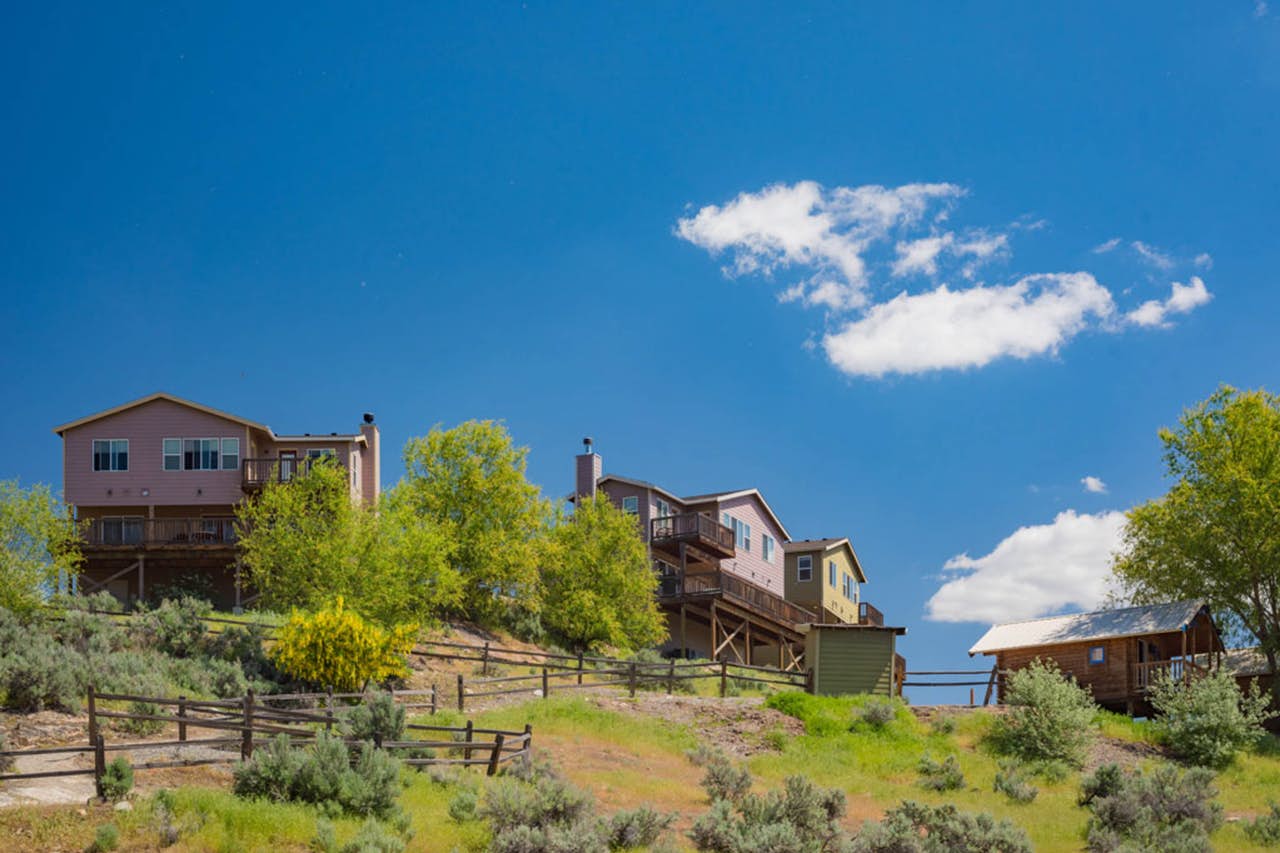 Distant view of Sunbanks vacation rentals