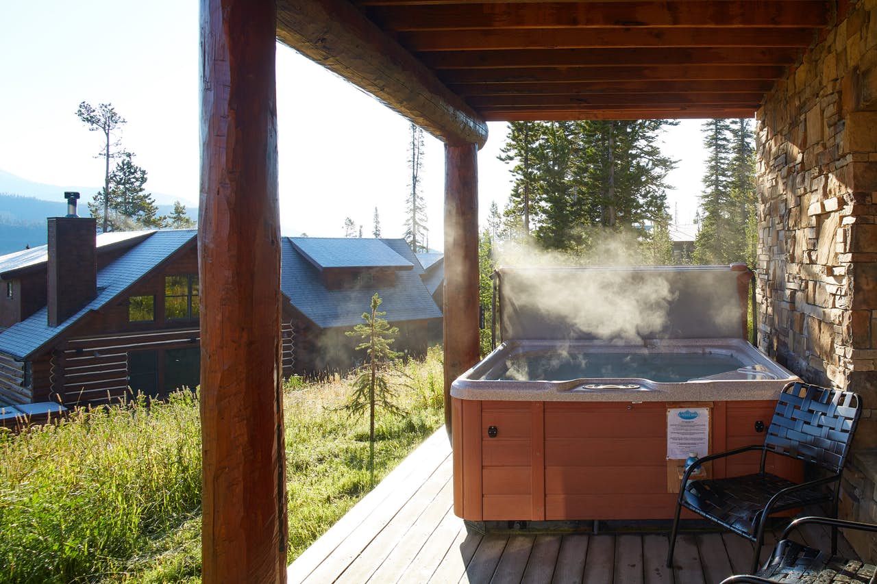 Your Guide To A Yellowstone National Park Vacation Vacasa